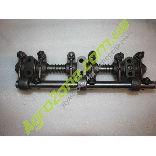 Ось коромысел в сборе с коромыслами и стойками KM385BT L375-03205
