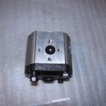 НШ-306 левый, плоский, задний выход насос шестеренчатый CBN-E306L