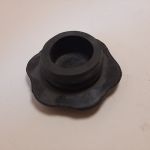 Кришка маслозаливна гумова д=35/38  (2 кільця) Д=56