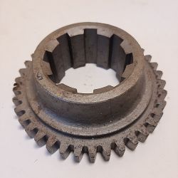 Шестерня 2 передачі Z=38 8 шліців Дж354