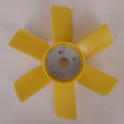 Вентилятор радіатора крильчатка КМ130/138 на 4 болти (6 пелюсток)