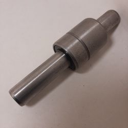 Вал водяного насоса (помпи) TY295