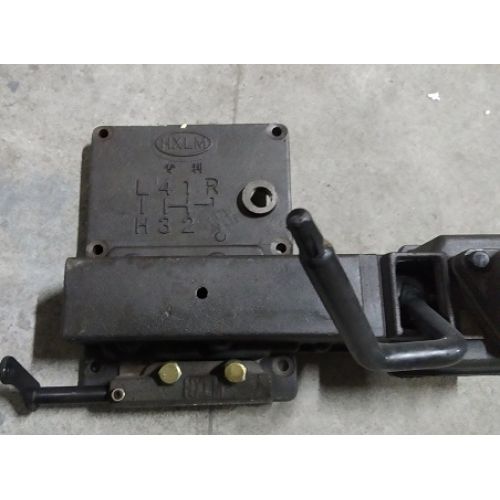 Кришка КПП з боковою кулісою в зборі DW244