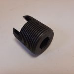 Гвинт регулювальний кришки рульового механизму JM240/244 ХТ220 (220.40.113)