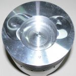 Поршень SF138 з проточками під клапана